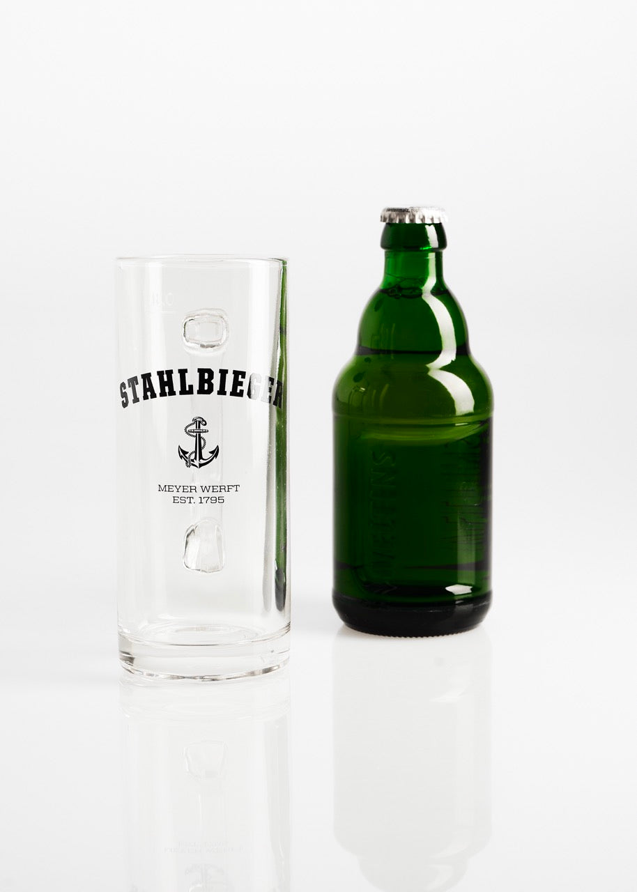 Bierkrug Stahlbieger
